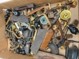 About 86 pieces of assorted vintage hardware, drawer pulls