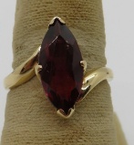 14kt yellow gold solitaire ring, almandite garnet, size 6 1/2