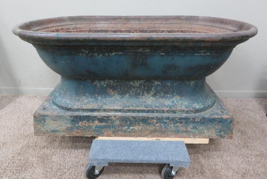 Cast iron Fiske horse trough, c 1800's , New York - Great item!