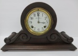 New Haven wooden mantle clock, 17