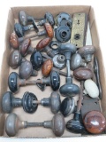 Assorted door knobs