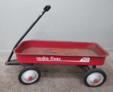 Radio Flyer 90 metal red wagon