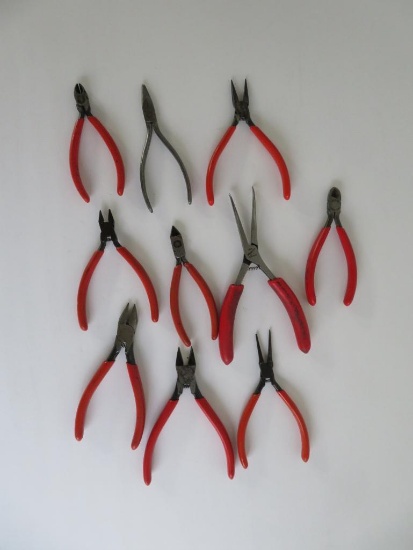 10 small pliers, 6 pieces marked Snap-On, 4" to 6"