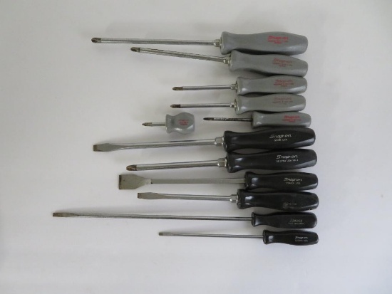 12 Snap On screwdrivers, black and grey handles