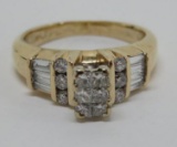 Diamond Engagement Ring, 14 kt gold, size 7