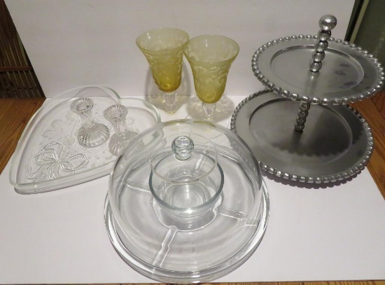 Entertaining lot with serving pieces