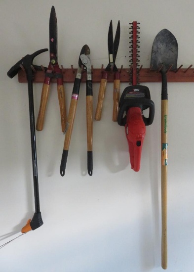 Yard tools