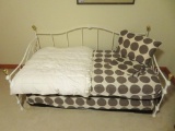 Metal Trundle Day Bed with quilt and sheets, 76