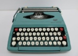 Cute Turquoise Smith Corona typewriter, Cougar, 12
