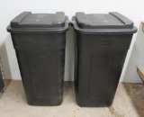 Pair of 50 gallon Rubbermaid wheeled roughneck garbage cans