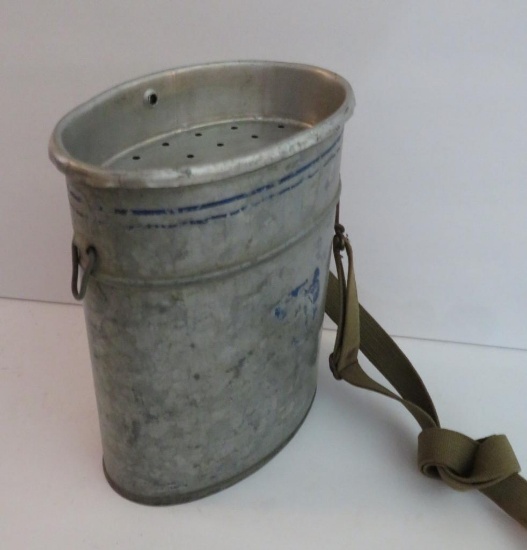 Small Old Pal tin minnow bucket, 7 1/2" tall, canvas handle