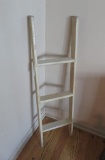 Wooden ladder, 13