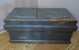 Wooden tool box, distressed paint finish, lift out tray
