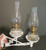 Double oil lamp bracket, cast metal, two oil lamps