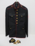 US Marine dress uniform jacket and extra buttons