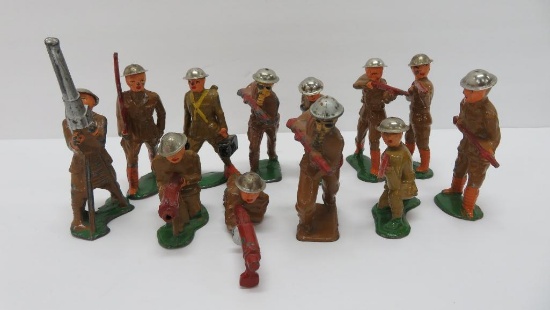 Twelve Barclay Manoil toy soldiers, metal helmets, 3"