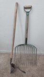 Two vintage long handled farm tools, fork and planter