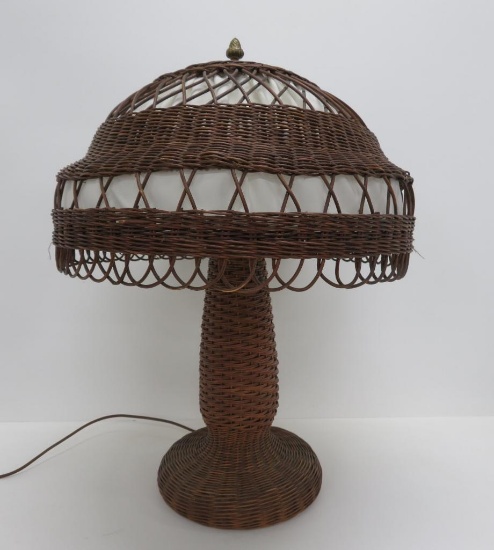 Wicker table lamp, working, lined shade, 23" tall