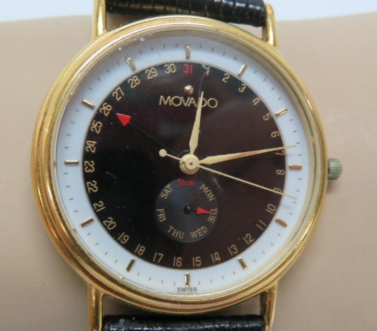 Movado Black Dial Calendar wristwatch, Swiss Quartz 33 mm Gold Tone