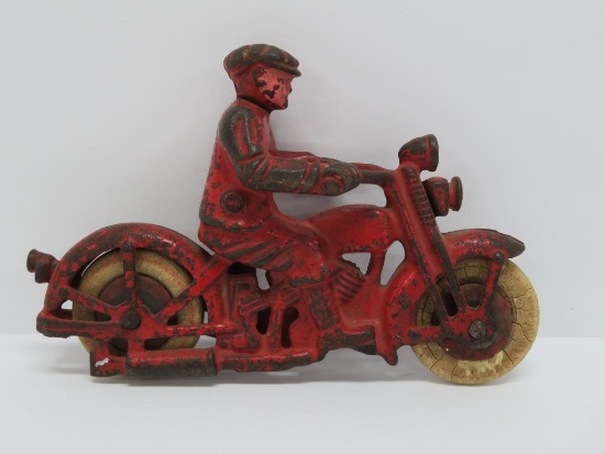 Vintage Harley Davidson cast iron motorcycle toy, 6"