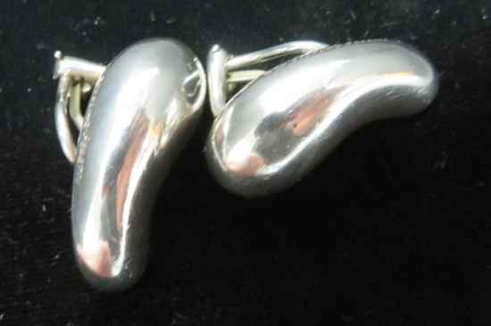 Tiffany & Co sterling Peretti bean earrings