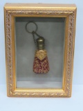 Lovely cranberry and gold leaf finger ring perfume bottle, 3