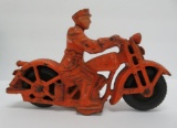 Cast iron motorcycle toy, 6 1/2