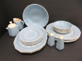 Harkerware dinnerware, sky blue daisy pattern, 19 pieces, service for four