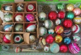 40 vintage ornaments, 2