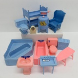 12 pieces of Blue and Pink plastic dollhouse furniture, bathroom and bedroom, 2
