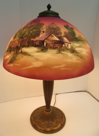 Lovely Hand painted table lamp, 16" shade, working