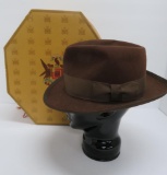 Vintage 1961 men's Royal Stetson hat in Knox box, size 7 1/4