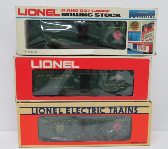 Three Lionel O Gauge train cars, all are Railway Express
