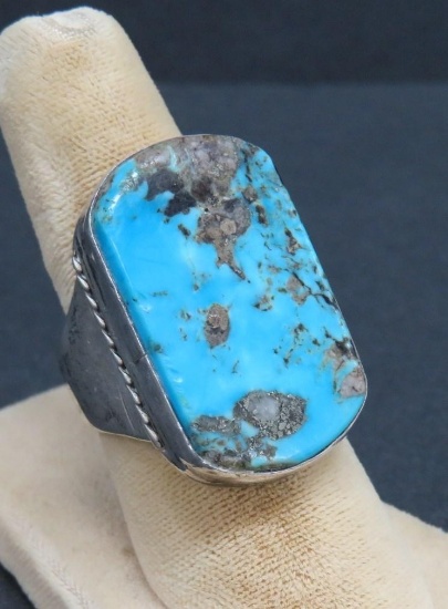 Size 10 turquoise ring, stone is 1 1/8"