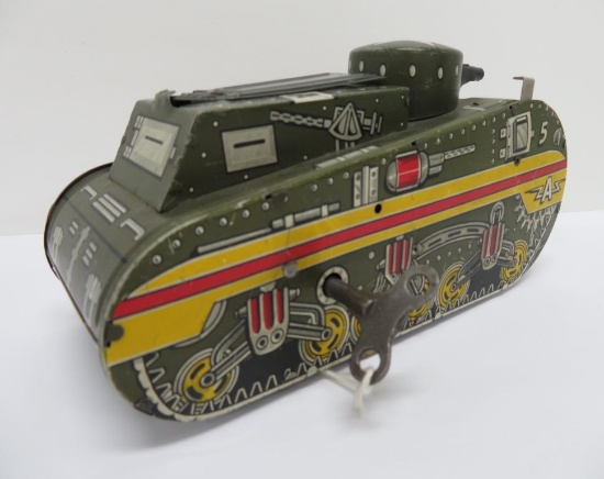 Marx key wind army tank 5A, working in great condition, 10 1/2"