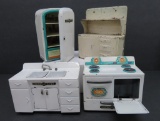 4 Vintage doll house miniature kitchen appliances, Linemar, 3 1/2