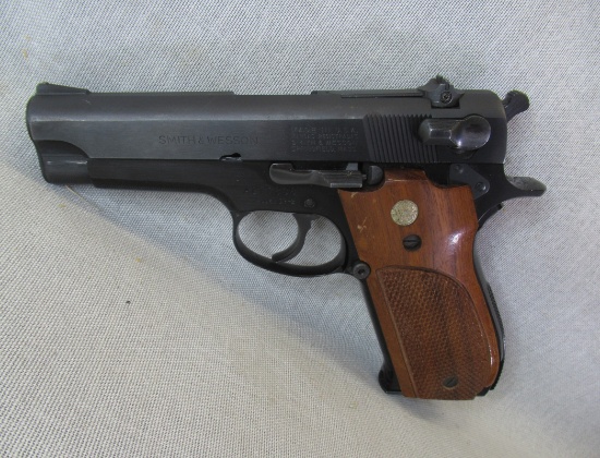 S&W  MODEL 39-2,  9MM AUTO