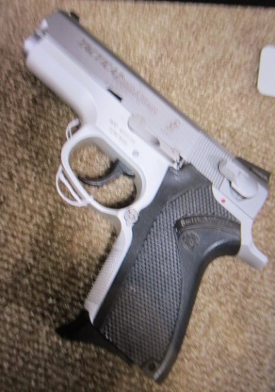 SMITH & WESSON TSW TACTICAL