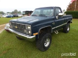 1984 Chevy K10 4WD Pickup, s/n 1GCEK14H7EF318255 (Title Delay): 2-door, Reg