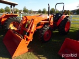 2017 Kubota M7060 MFWD Tractor, s/n 50498: Hyd. Shuttle, Kubota LA1154 Load