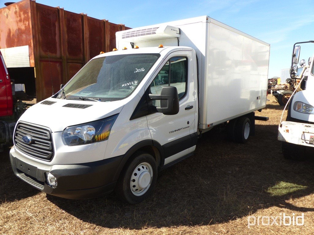 ford transit 350 hd box truck