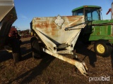 Cross Fertilizer Spreader, s/n 3L-BA-1