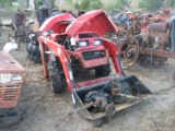 Mitsubishi MT21FD MFWD Tractor w/ Loader