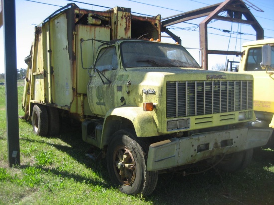 1981 GMC Topkick Garbage Truck, s/n 1GDP7D1Y3BV601068: S/A, Cat 3208 Eng.,