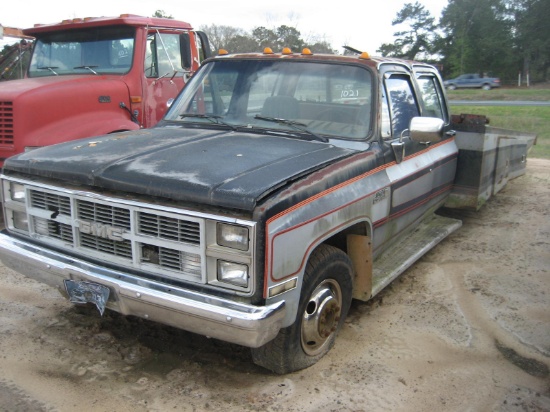 1978 GMC 3500 Rollback Truck, s/n TVC148A512754: Gas Eng., Auto Trans., 4-d