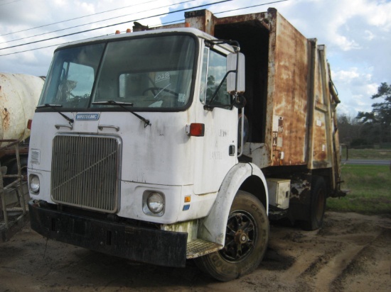 White GMC Garbage Truck, s/n 4V2DAEAD7LN632088: S/A, Diesel Eng., Auto Tran