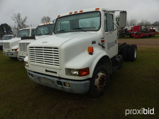 2000 International 4700 Cab & Chassis, s/n 1HTSLAAL8YH234756: S/A, DT466E,
