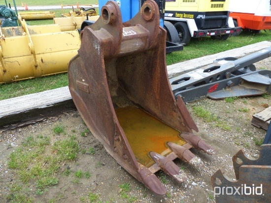 Komatsu 30" Excavator Bucket