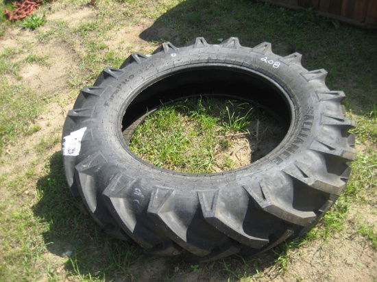 (1) 12.4x28 Tractor Tire