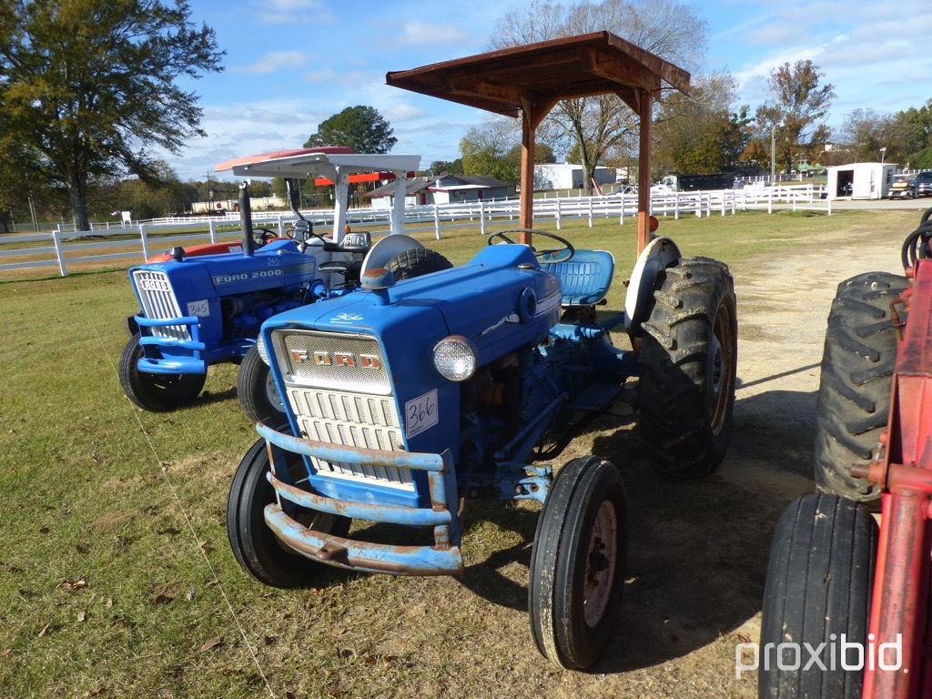 Ford 2000 Tractor, s/n C283523: 2wd, 2-post | Proxibid